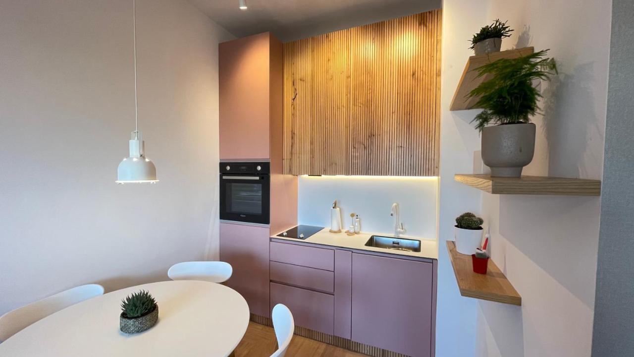 Floral Inn Pristina Kültér fotó