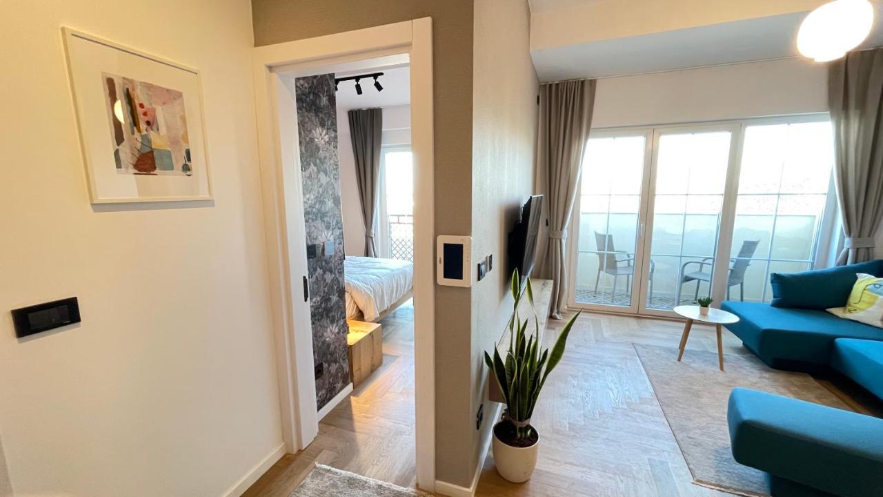Floral Inn Pristina Kültér fotó